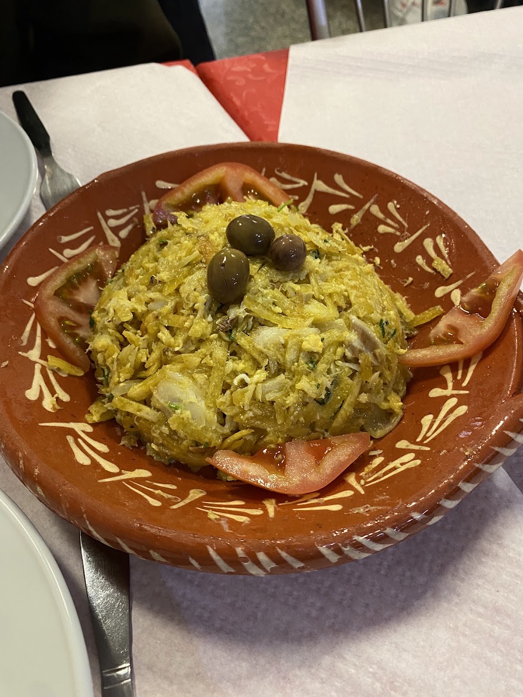 O Regueirão from the kitchen